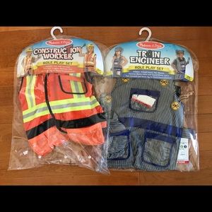 Pre-owned Melissa & Doug costumes